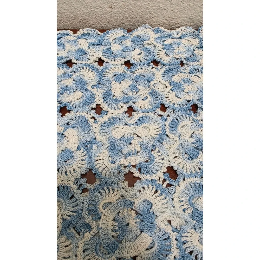 VTG Handmade Crochet Table Runners Beige & Blue Floral Rectangular Style 2 Piece